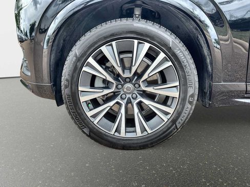 Used 2021 Volvo XC90 T5 Momentum w/ Protection Package Premier FWD image 14