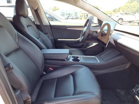 Used 2022 Tesla Model 3 RWD image 7