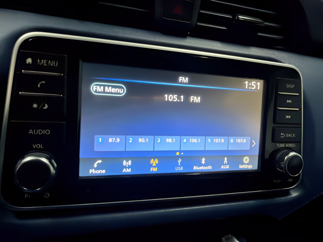 Used 2024 Nissan Versa SV w/ Electronics Package FWD image 20