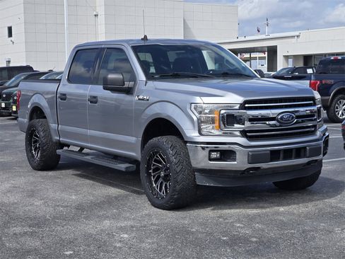 Used 2020 Ford F150 XLT image 3