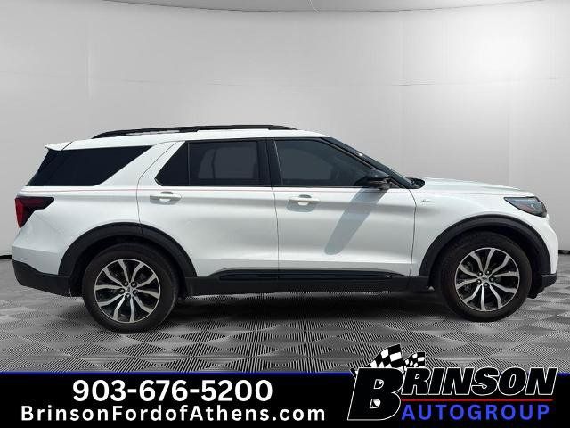 Certified 2026 Ford Explorer ST-Line RWD image 4
