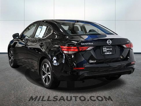Used 2021 Nissan Sentra SV image 5
