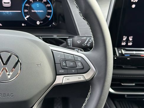 New 2026 Volkswagen Atlas Cross Sport SE FWD image 26