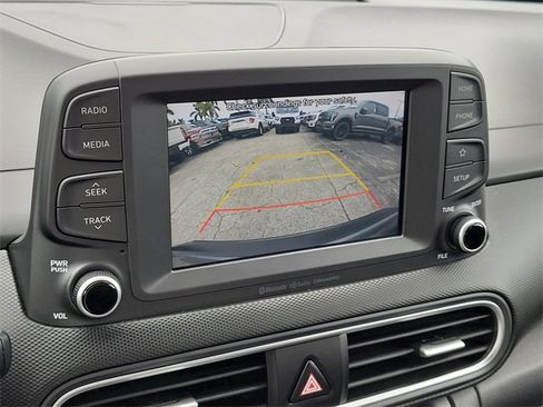 Used 2018 Hyundai Kona Limited image 18