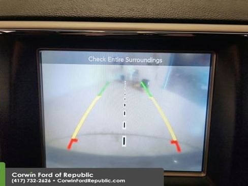 Used 2014 Jeep Grand Cherokee Limited w/ Luxury Group II image 18