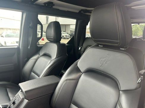 Used 2025 Ford Bronco Badlands AWD/4WD image 10