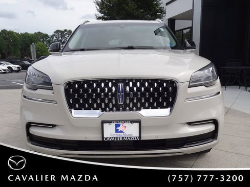 Used 2023 Lincoln Aviator Grand Touring w/ Equipment Group 301A AWD/4WD image 9