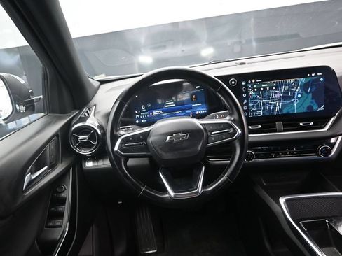 Used 2025 Chevrolet Equinox LT w/ Midnight Edition FWD image 29