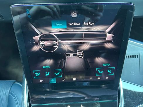 Used 2025 Cadillac Escalade IQ Sport 2 AWD/4WD image 37