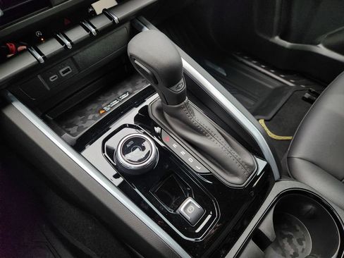 New 2026 Chevrolet Colorado Trail Boss AWD/4WD image 15
