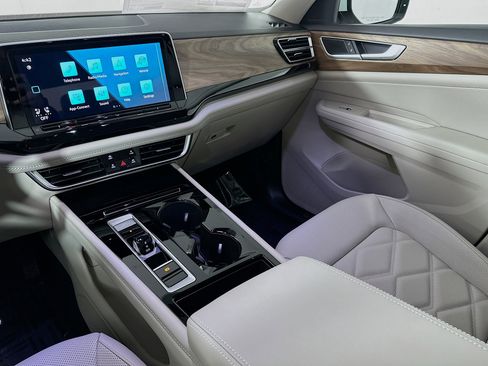 New 2026 Volkswagen Atlas SE AWD/4WD image 22
