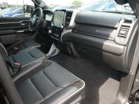 Used 2025 RAM 1500 Laramie w/ Laramie Southwest Edition AWD/4WD image 18