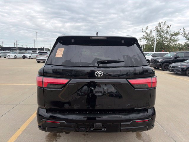 Used 2025 Toyota Sequoia Platinum AWD/4WD image 6