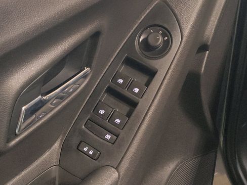 Used 2020 Chevrolet Trax LT w/ Driver Confidence Package image 27