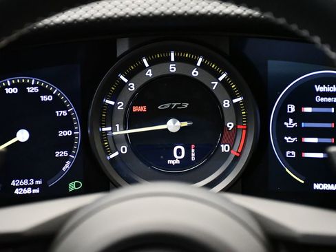 Used 2024 Porsche 911 GT3 image 29
