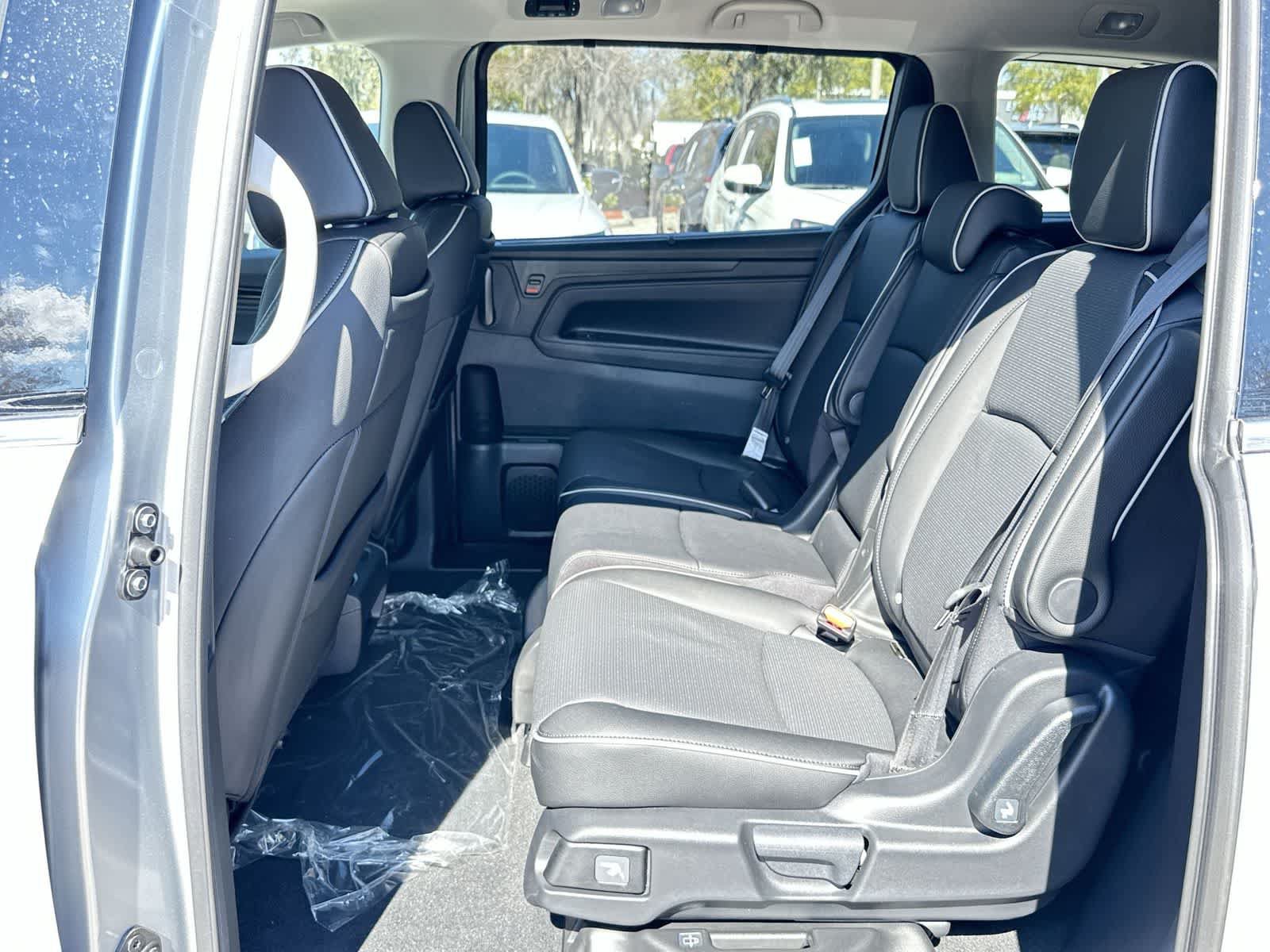 New 2026 Honda Odyssey Elite image 15