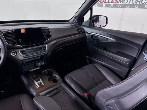 Used 2022 Honda Passport TrailSport image 23