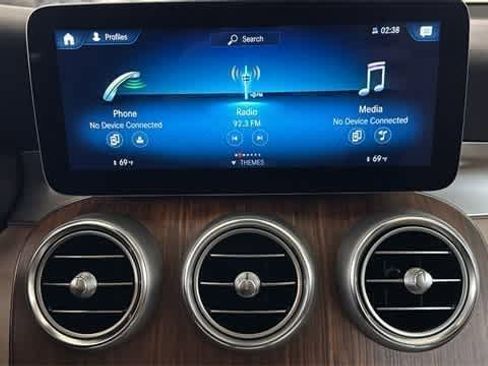 Used 2022 Mercedes-Benz GLC 300 4MATIC image 20