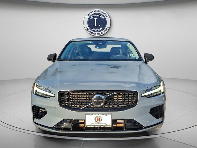 Certified 2024 Volvo S60 T8 Core w/ Climate Package AWD/4WD image 6