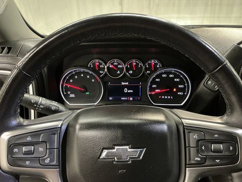 Used 2021 Chevrolet Silverado 1500 LT Trail Boss w/ Bed Protection Package AWD/4WD image 13