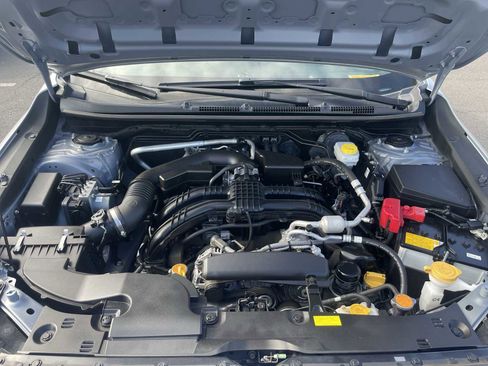 Used 2024 Subaru Crosstrek 2.0i image 17