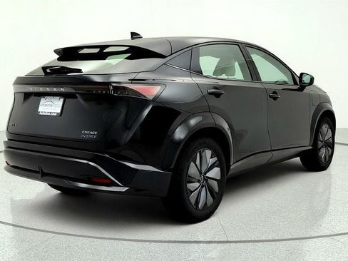Used 2024 Nissan Ariya AWD image 5