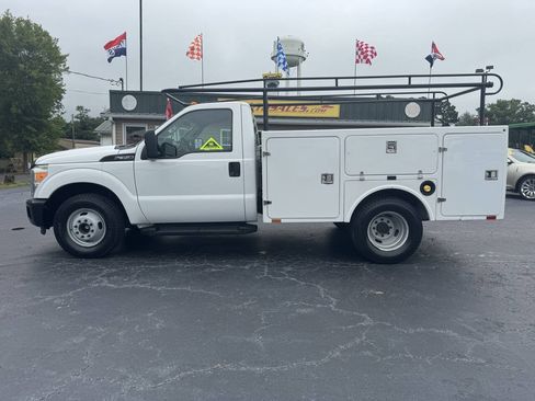 Used 2015 Ford F350 XL RWD image 2