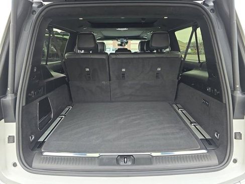 Used 2023 Jeep Grand Wagoneer L Series III image 13