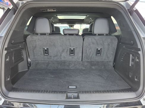 Used 2025 GMC Acadia Denali w/ Super Cruise Package image 18