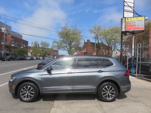 Used 2020 Volkswagen Tiguan SE image 7
