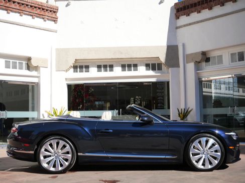 New 2026 Bentley Continental GTC image 5