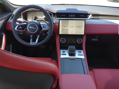 New 2026 Jaguar F-PACE R-Dynamic S image 12