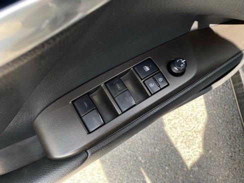 Used 2023 Toyota Camry LE FWD image 11