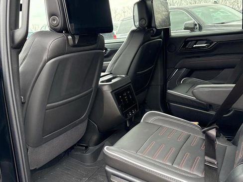 Used 2025 GMC Yukon AT4 Ultimate w/ LPO, Floor Liner Package image 9