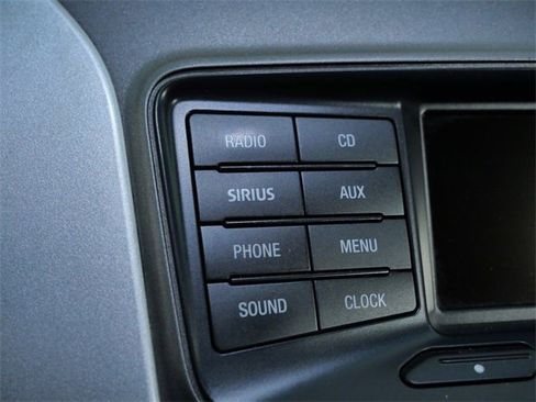 Used 2013 Ford Explorer XLT w/ Class III Trailer Tow Pkg image 26