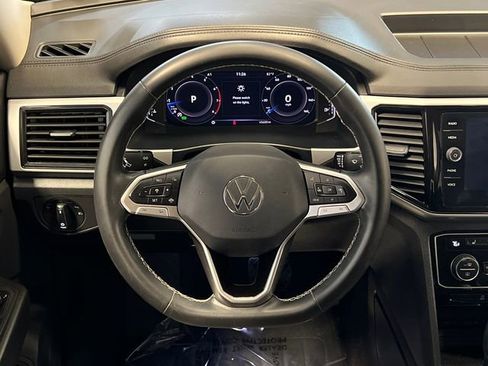 Certified 2022 Volkswagen Atlas SE image 20