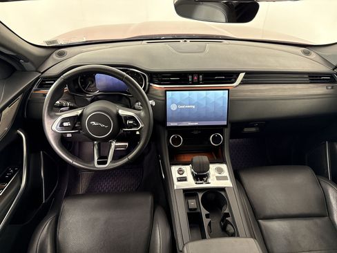 Used 2023 Jaguar F-PACE S AWD/4WD image 16