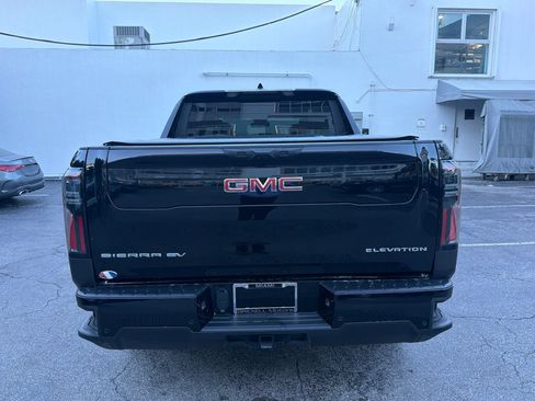 Used 2026 GMC Sierra EV Elevation AWD/4WD image 4