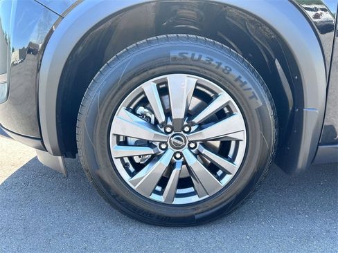 Used 2022 Nissan Pathfinder SV image 33