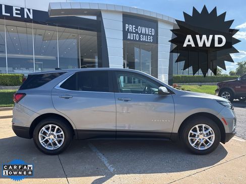 Used 2024 Chevrolet Equinox LT image 2