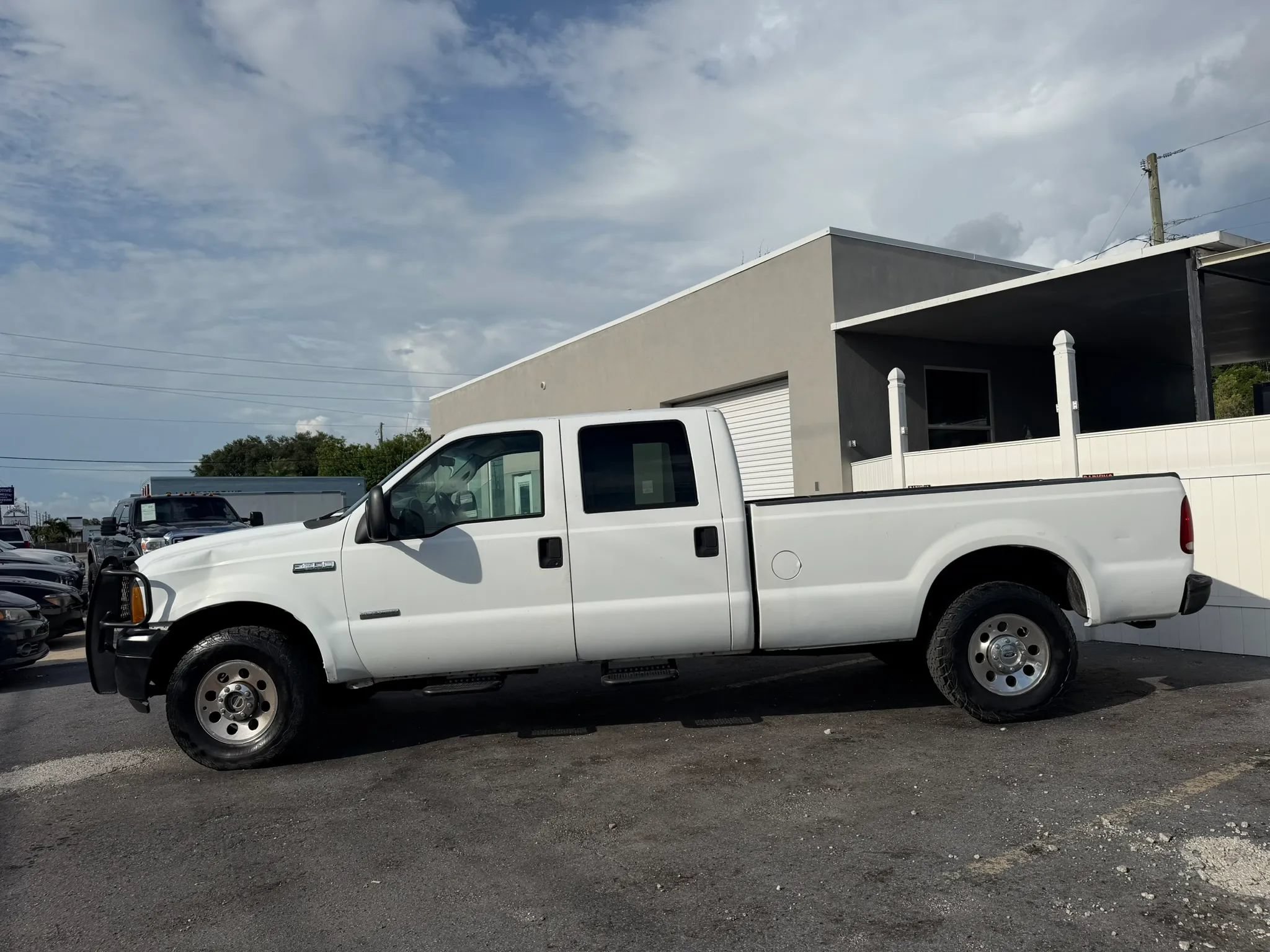 Used 2007 Ford F250 XL AWD/4WD image 2