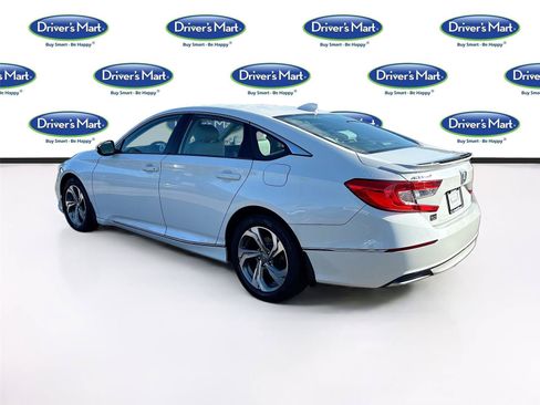 Used 2018 Honda Accord EX image 5
