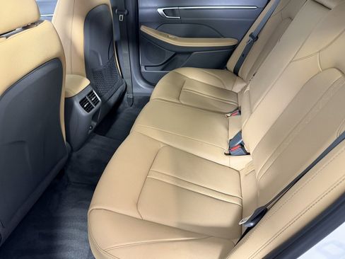 Used 2023 Hyundai Sonata Limited image 27