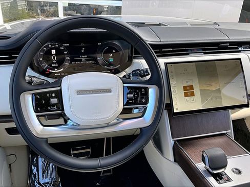 New 2026 Land Rover Range Rover SE AWD/4WD image 7
