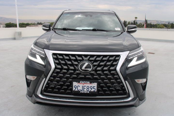 Used 2022 Lexus GX 460 Premium w/ Accessory Package AWD/4WD image 7