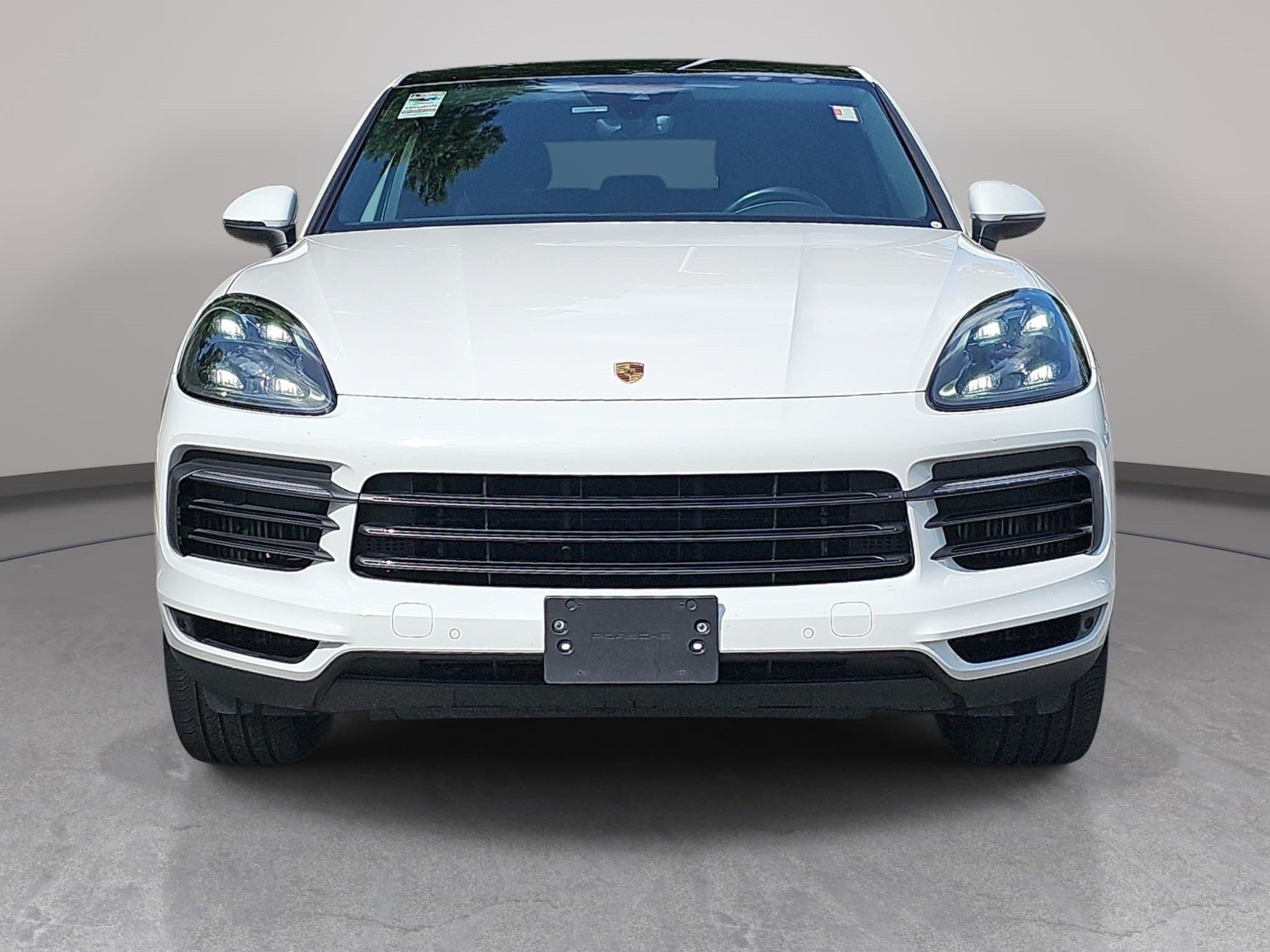 Used 2021 Porsche Cayenne Coupe AWD/4WD image 2
