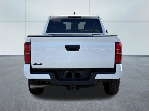Used 2024 Toyota Tacoma TRD Off-Road AWD/4WD image 10