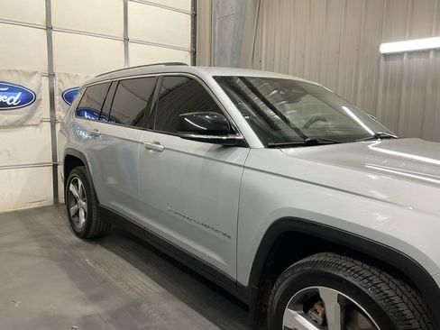 Used 2021 Jeep Grand Cherokee L Limited w/ MOPAR Finishing Package image 4