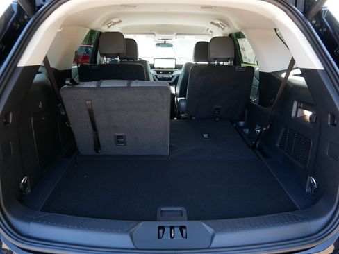 Used 2026 Ford Explorer Active w/ Active Comfort Package AWD/4WD image 18