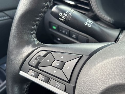 Used 2022 Nissan Sentra SV image 19